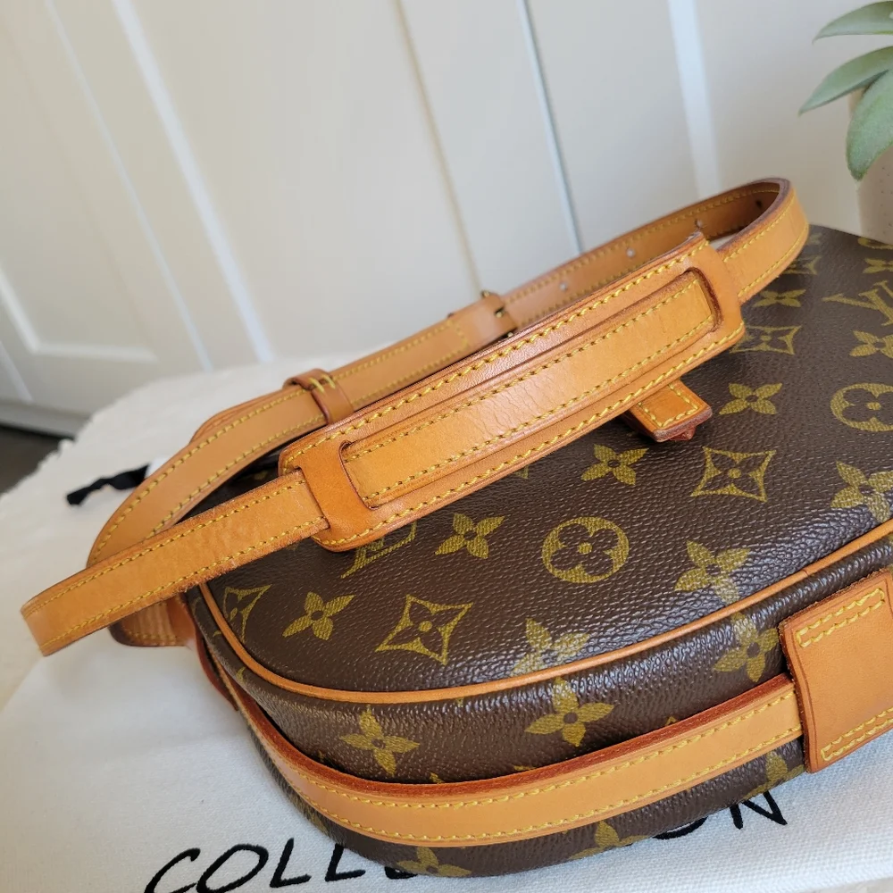 💕VERY RARE Crossbody LOUIS VUITTON Jeune Fille MM Monogram